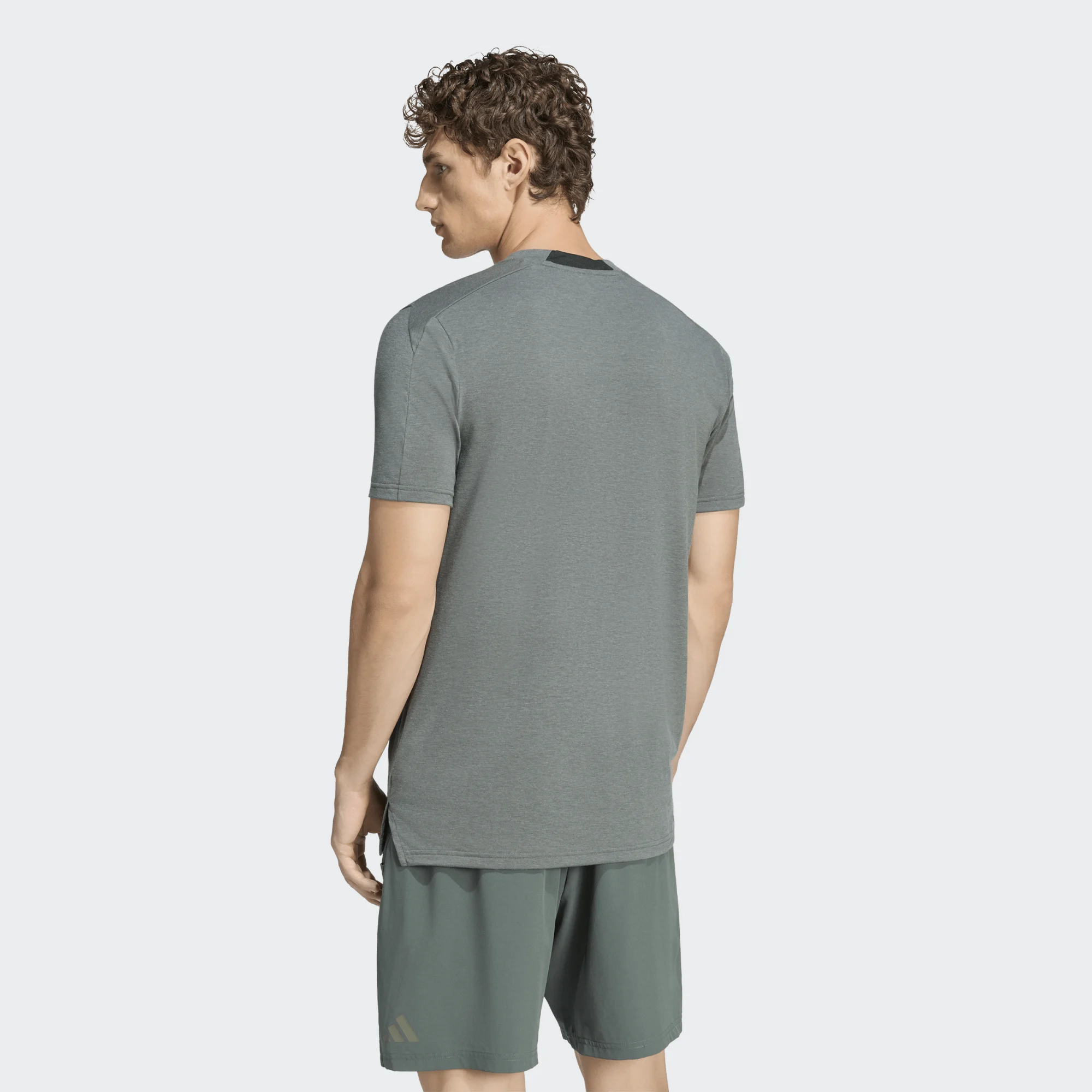 D4T 3S TEE